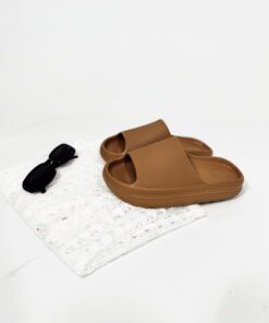 Flop camel (33/34 - 41/42 - 43/44 / goma)